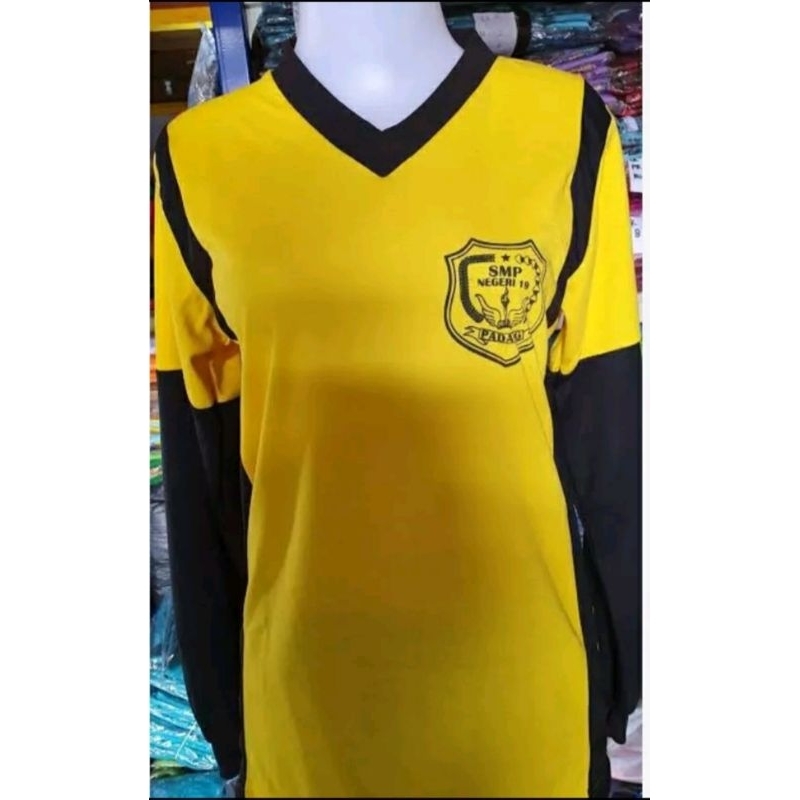 Baju Olahraga SMP 19 Padang