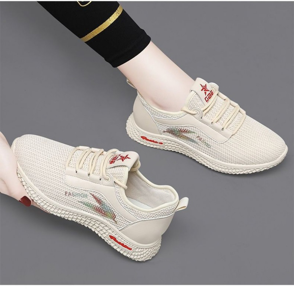 Sepatu Sneakers Wanita Fashion Stylish - F55