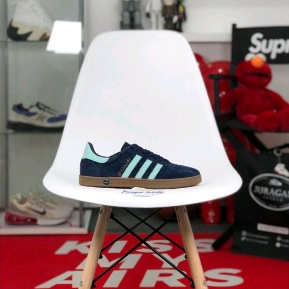 Adidas Spezial