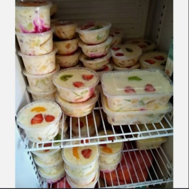 

Salad buah "Saladnih