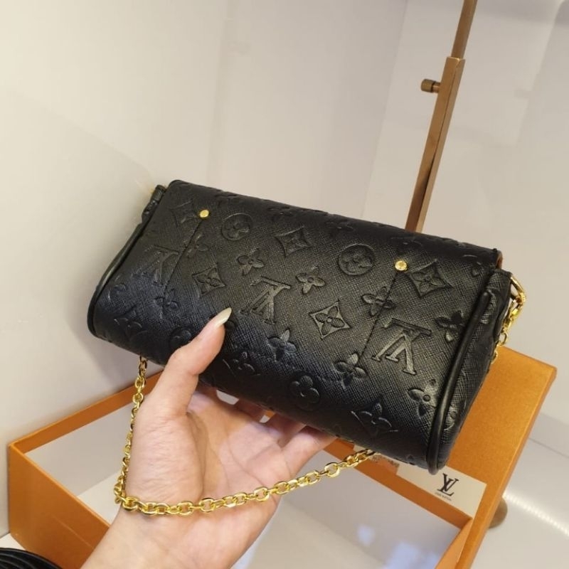 Clucth Lv favorite premium free box