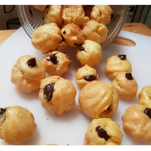 

ADY78 Soes Coklat Kiloan 1kg Lumer Enak Murah/ Sus Coklat Kering Kiloan Sus Kering Isi Coklat GG