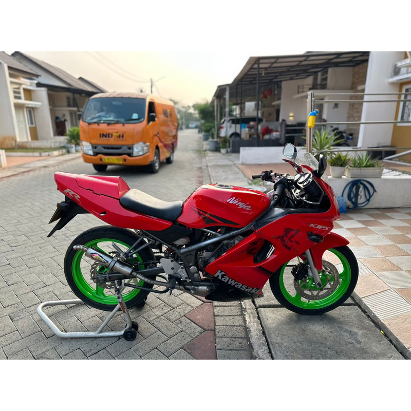 kawasaki ninja rr old 2010 merah