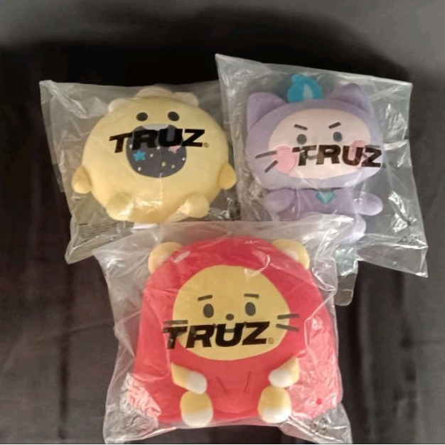 READY TRUZ NARA HOME DECO SITTING DOLL
