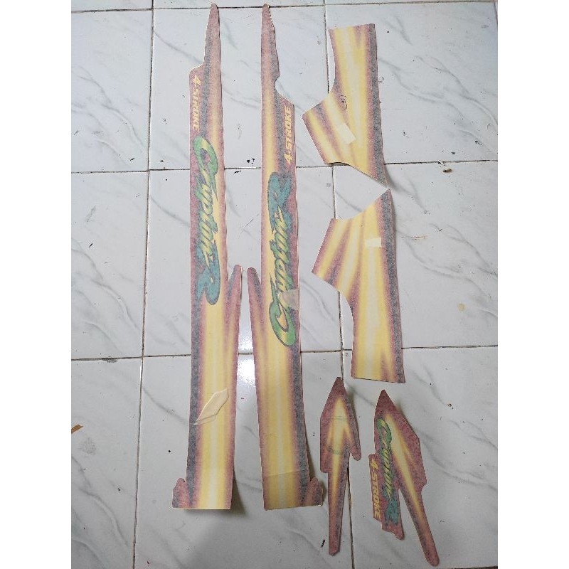 striping yamaha crypton r atau striping crypton r atau striping yamaha crypton atau striping yamaha 