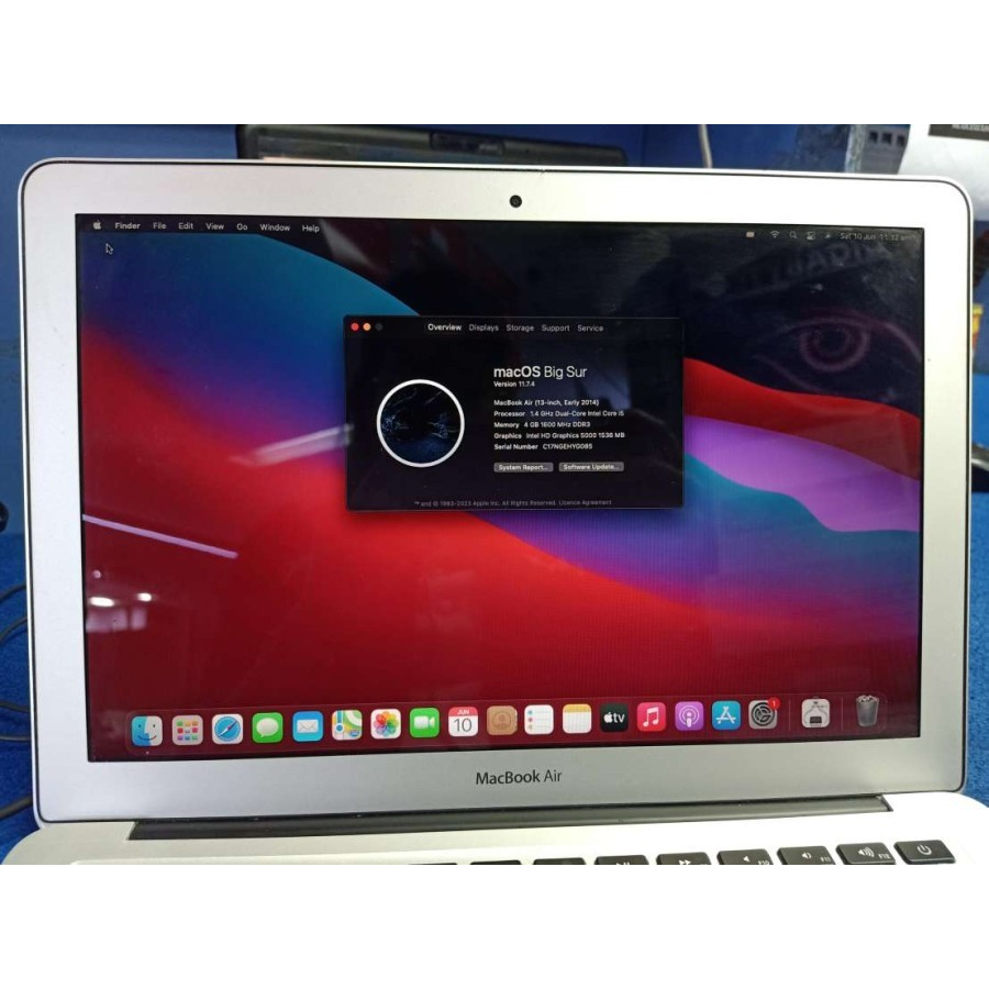 Apple Macbook Air 2014 i5 5250U 4 GB Ram 256 GB 13.3 inch Second