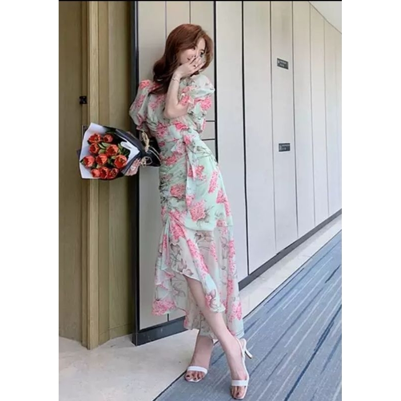 VN YOUNG SUMMER  SET / SIDE FULL FLOWER SET PANTAI