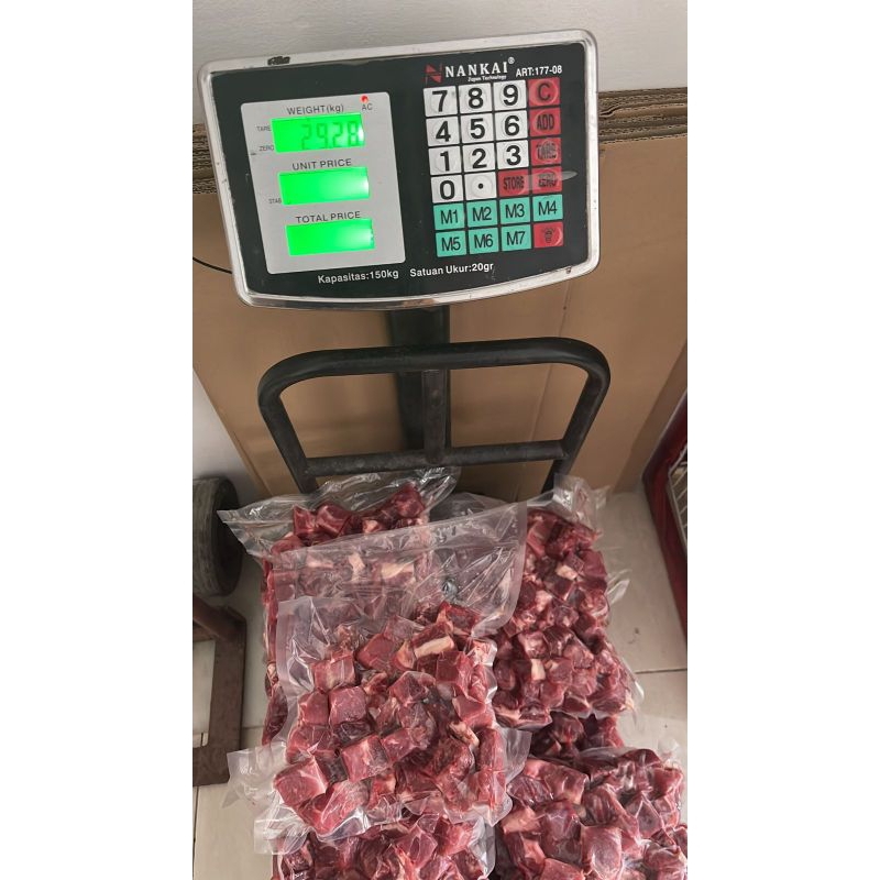 

daging kambing cube