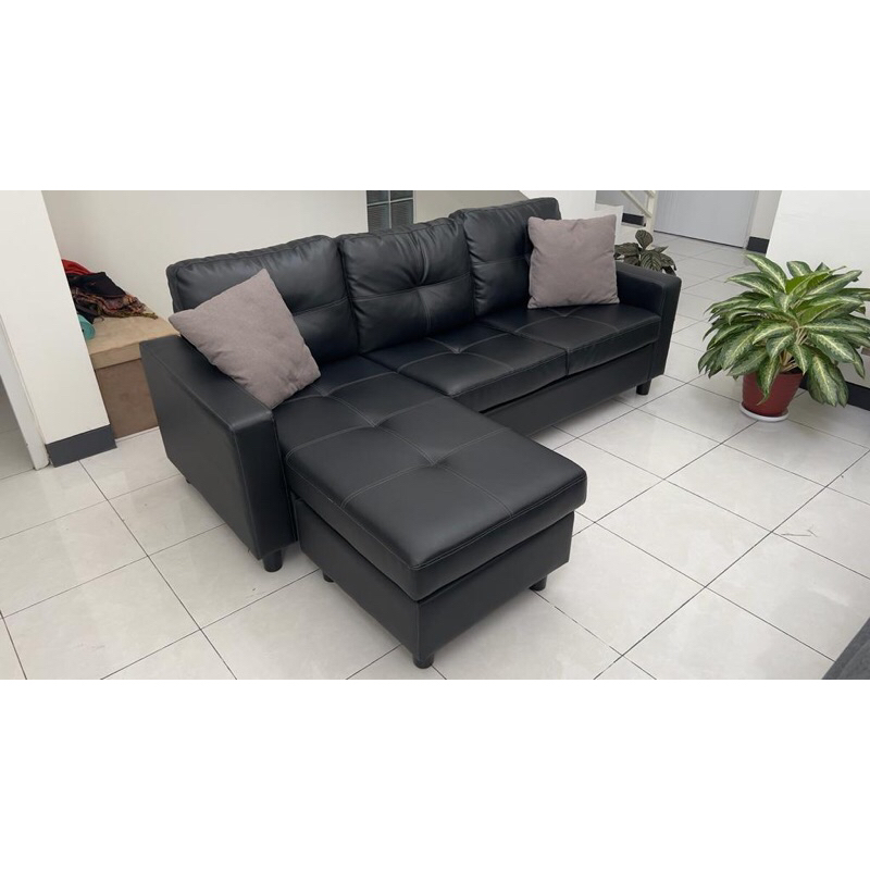 Informa Sofa L Kulit - Hitam