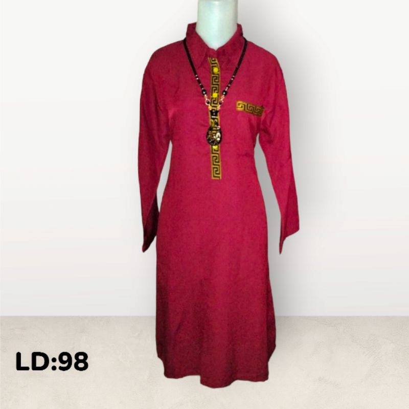 Tunik Kaos Merah Berkerah