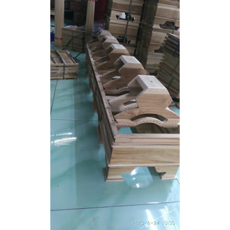 Sangkar burung pleci rakitan