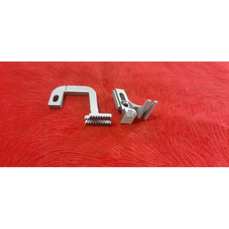 Gigi mesin jahit obras yamato DCZ benang 4