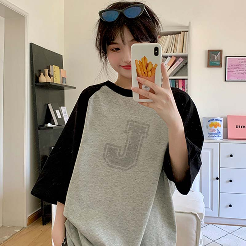 100% Katun Graphic Tee Baju Wanita Letter Atasan Wanita Oversize Kaos Putih T-shirt Couple Korean Style