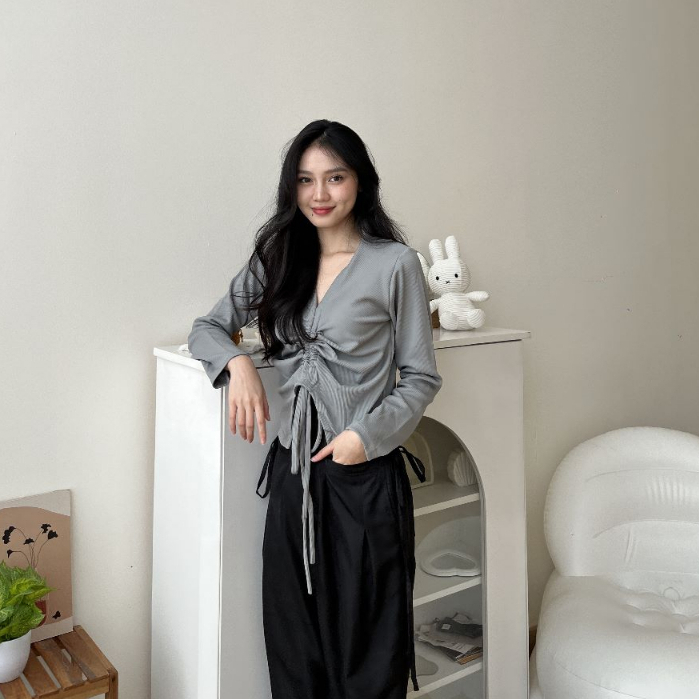 Nadine Long Sleeve Knit Top - Atasan Casual - Blouse Serut - Top Wanita - Korean Style