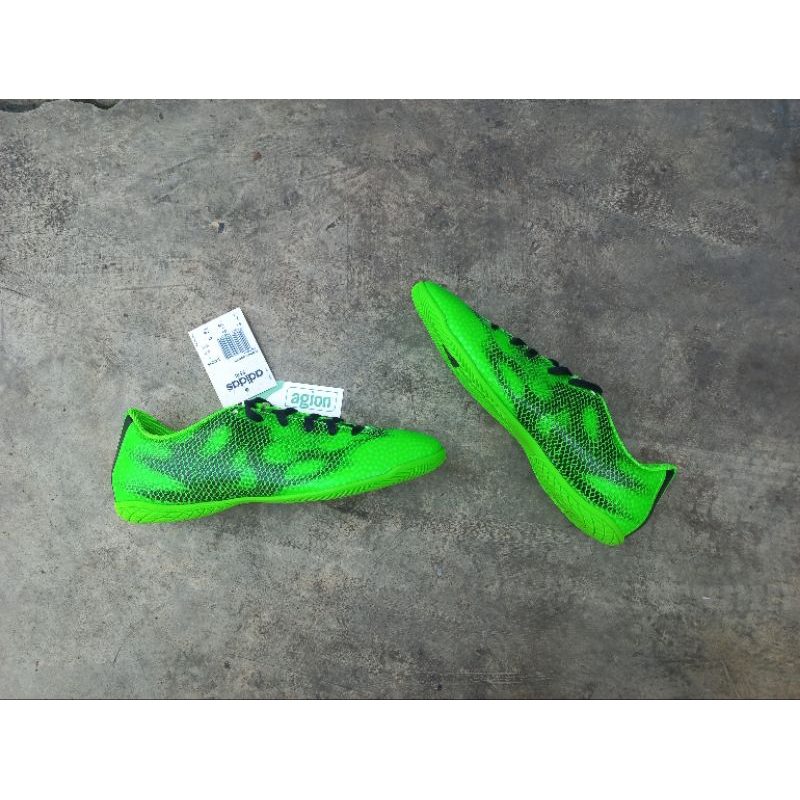 SEPATU FUTSAL ADIDAS F5 IN CLASSIC / LEGEND NEW OLD STOCK - ORIGINAL