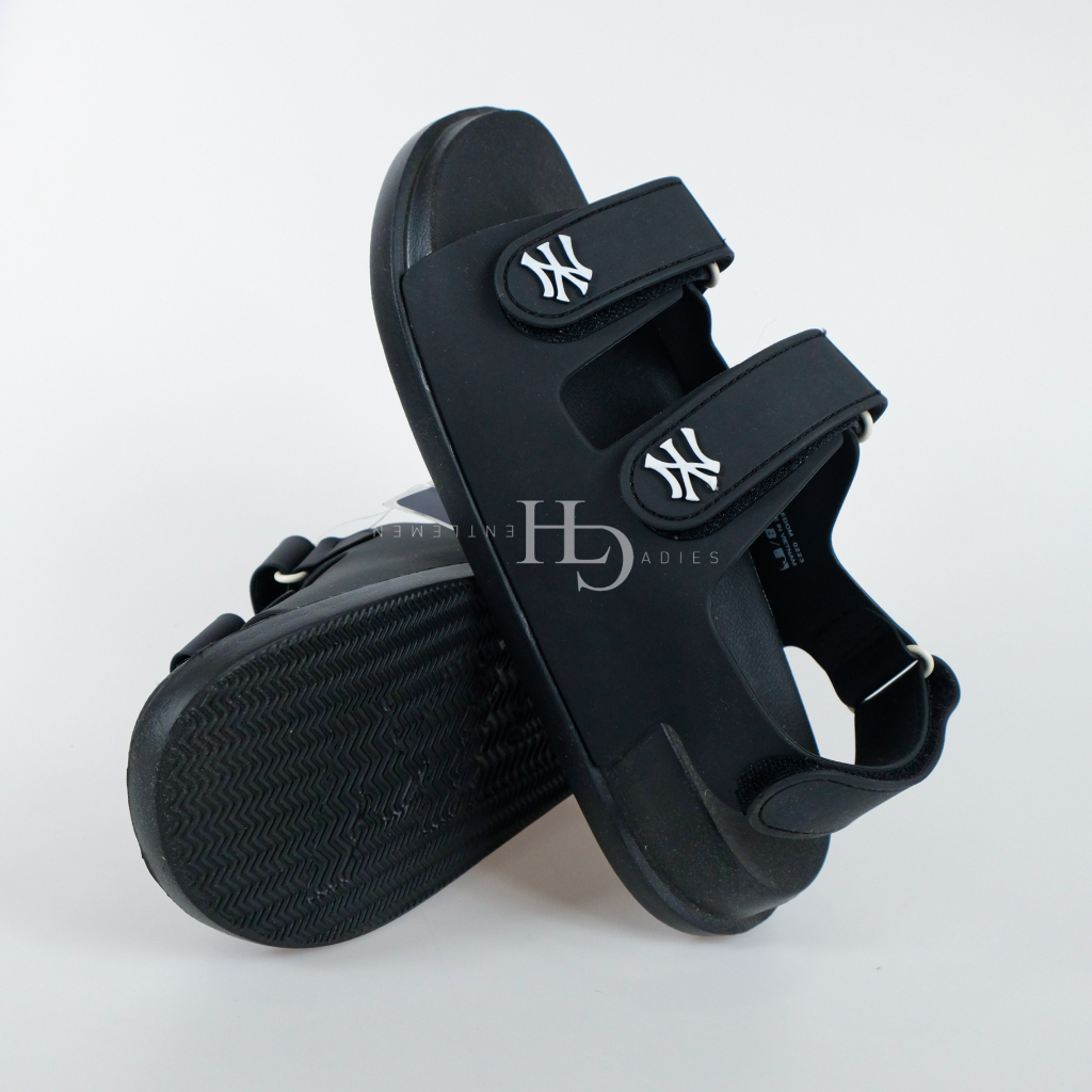 MLB NY Yankees Chunky Mask Sandal Black