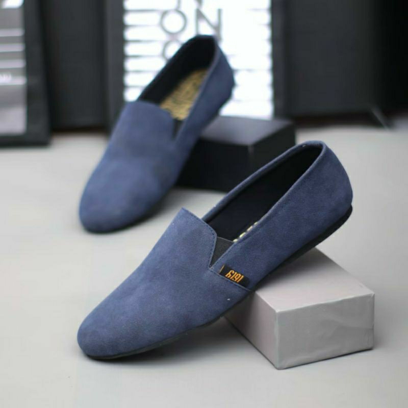 bungkusuku chord - Sepatu Pria Original Slip On Casual Kulit Suede