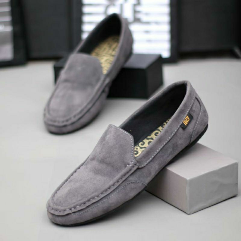 bungkusuku modmax - Sepatu Casual Slip On Pria Trendi Kulit Suede Selop Santai Main Kerja