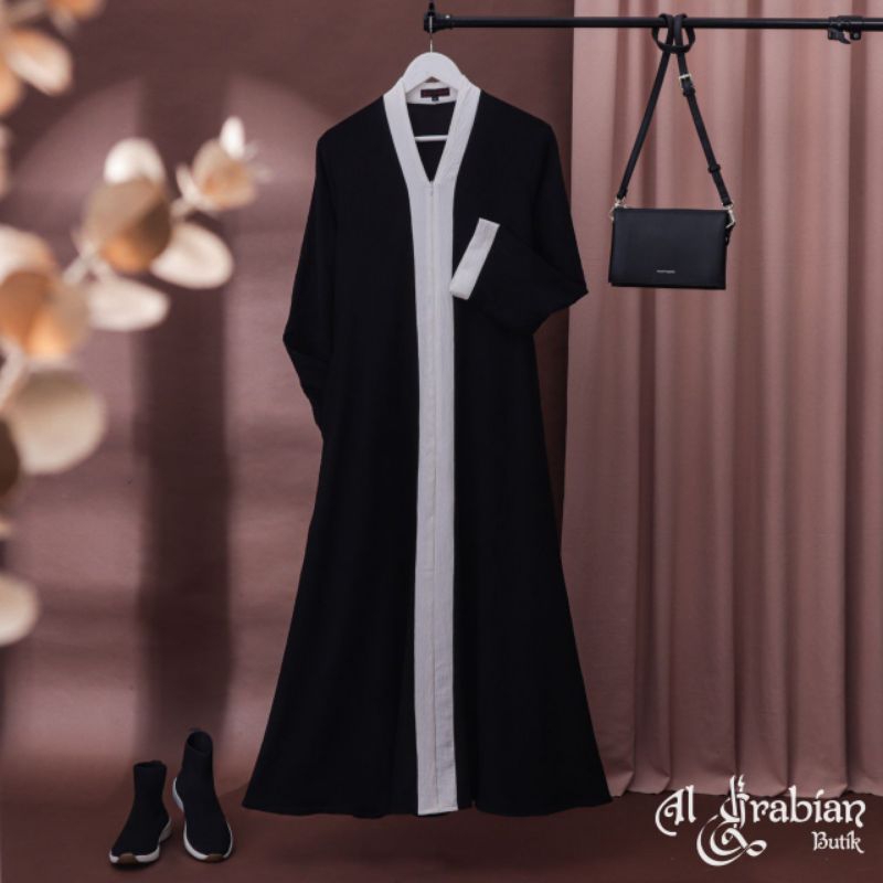 Abaya Gamis Adem Crinkle BLACK WHITE By AL-ARABIAN BUTIK