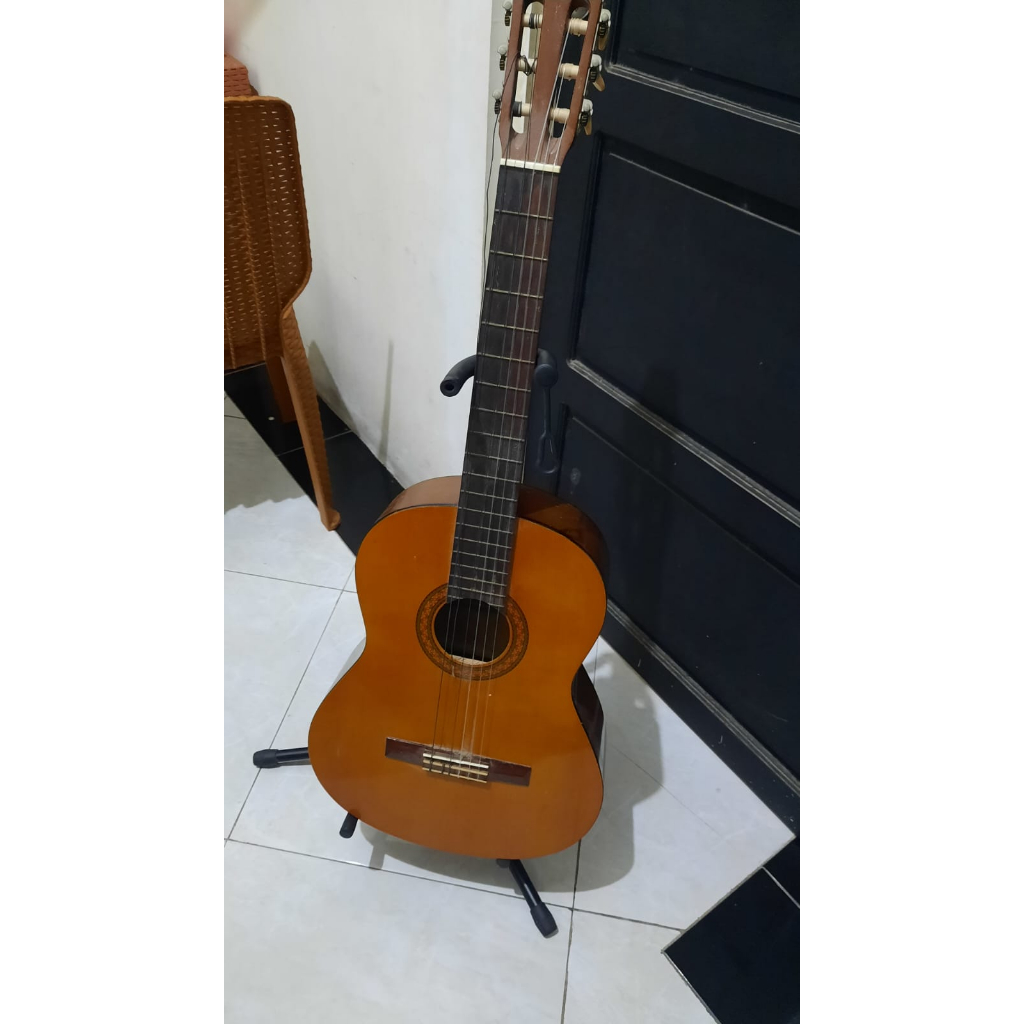 SECOND GITAR CLASIC NYLON YAMAHA C330A