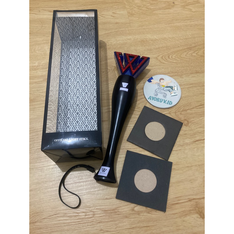 [OFFICIAL] LIGHTSTICK WINNER VER 1