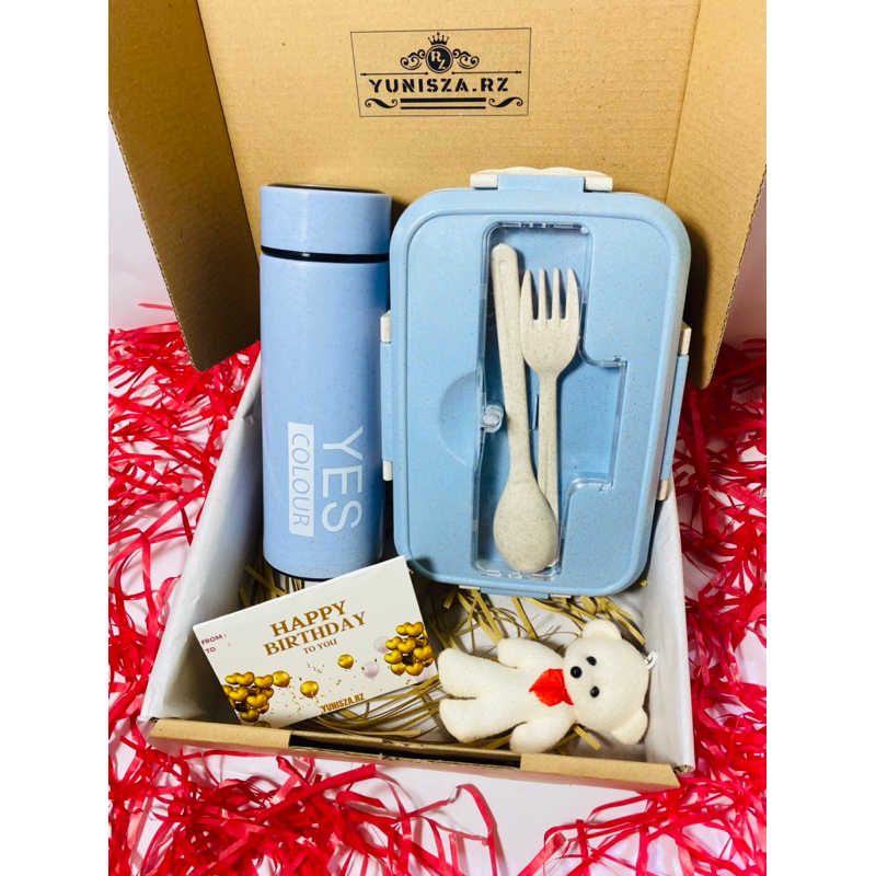 

Kado set alat makan/hampers lunchbox/kado ultah/kado anak sekolah/ box makan/ hamper botol mix kotak makan