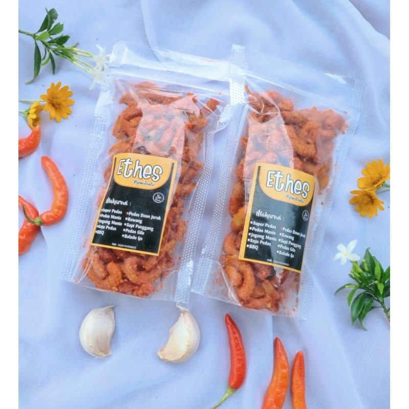 

ZENASNACK MAKARONI PEDAS DAUN JERUK 65 GRAM