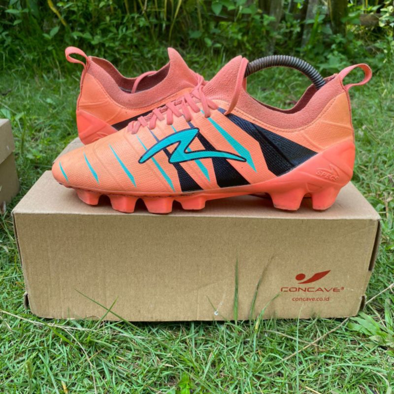 Sepatu Bola Specs Second Size 40