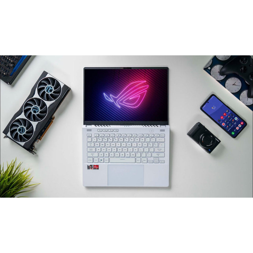 ASUS ROG ZEPHYRUS G14 GA402RK ANIME MATRIX Ryzen 9 6900HS 32GB 1TB SSD RX6800S 8GB 14,0 QHD 120Hz