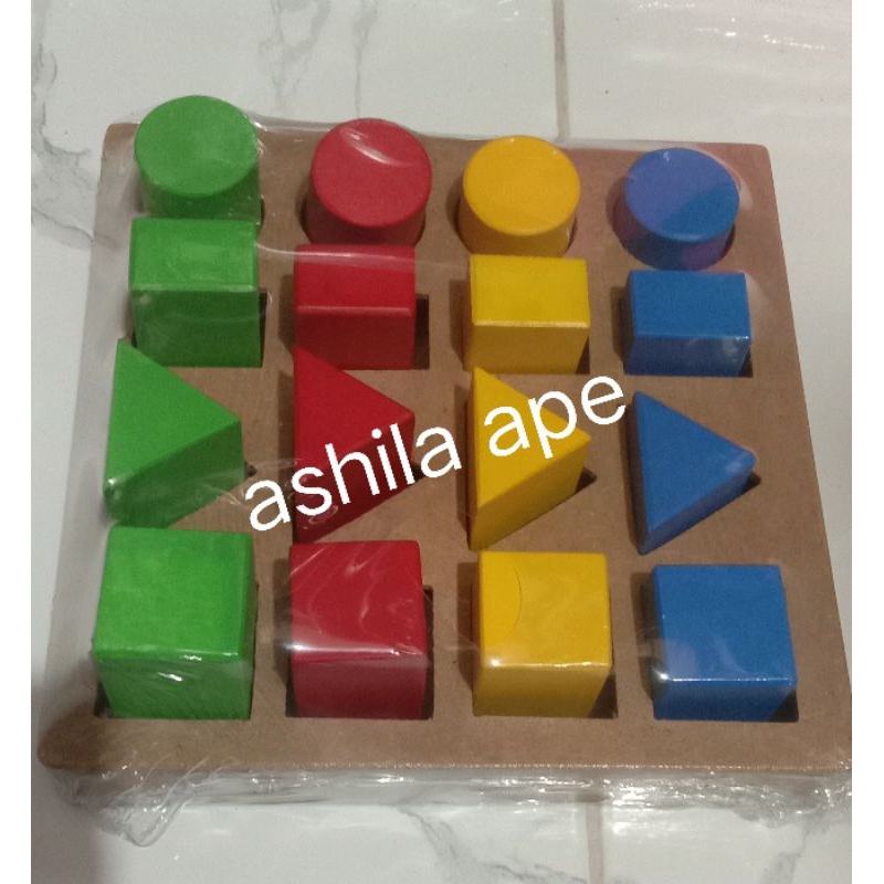 menara geometri bertingkat