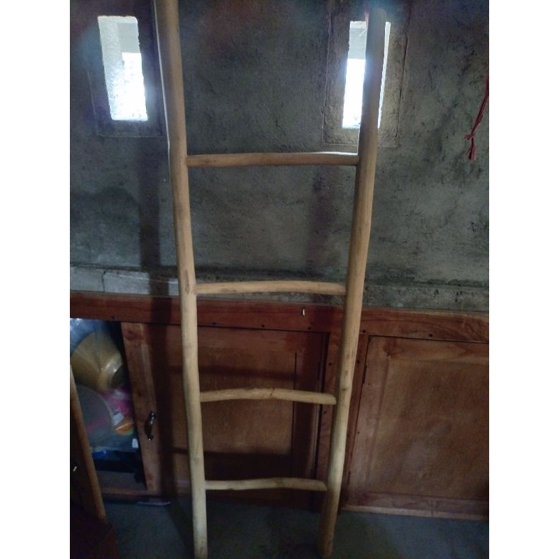 Tangga Kayu Dekorasi