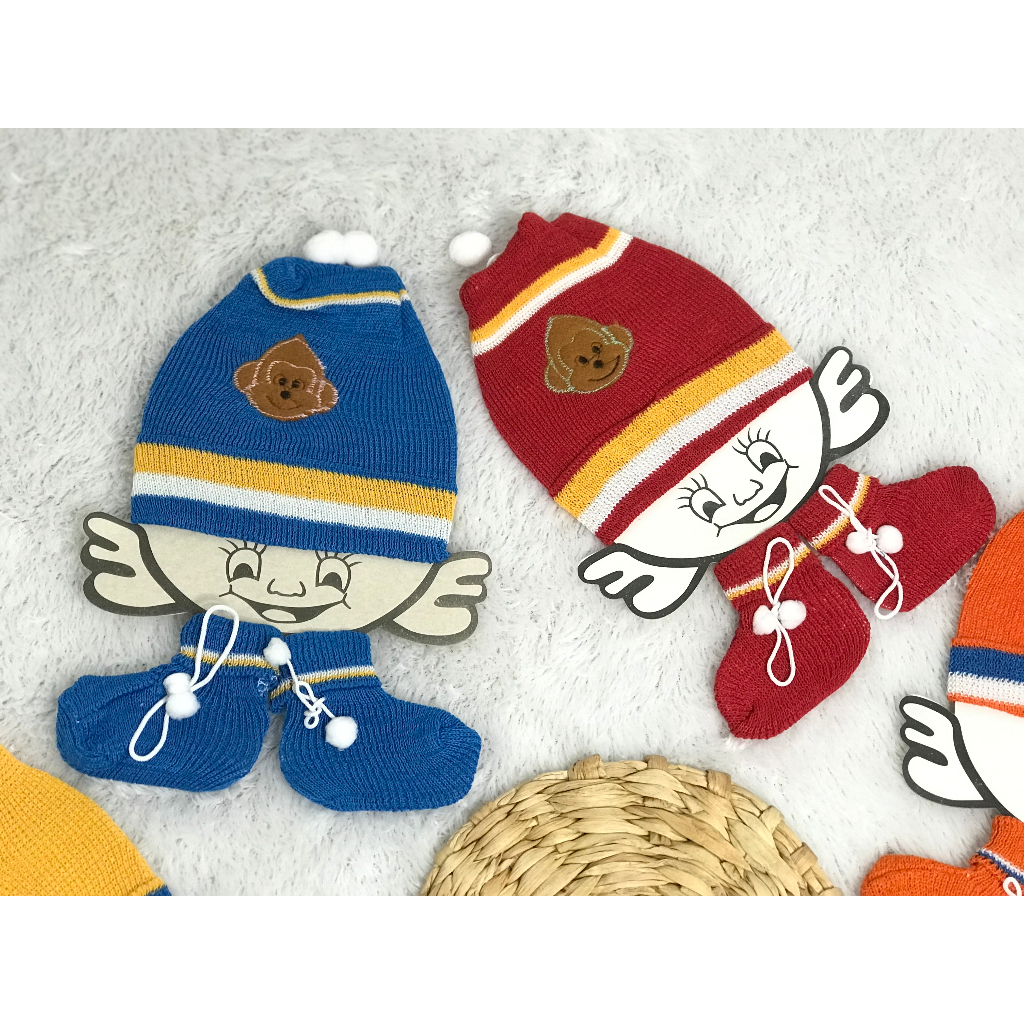 Set Topi Kupluk + Sepatu Rajut Bayi Newborn 0 - 3 Bulan Merek TA-KUM Berkualitas,