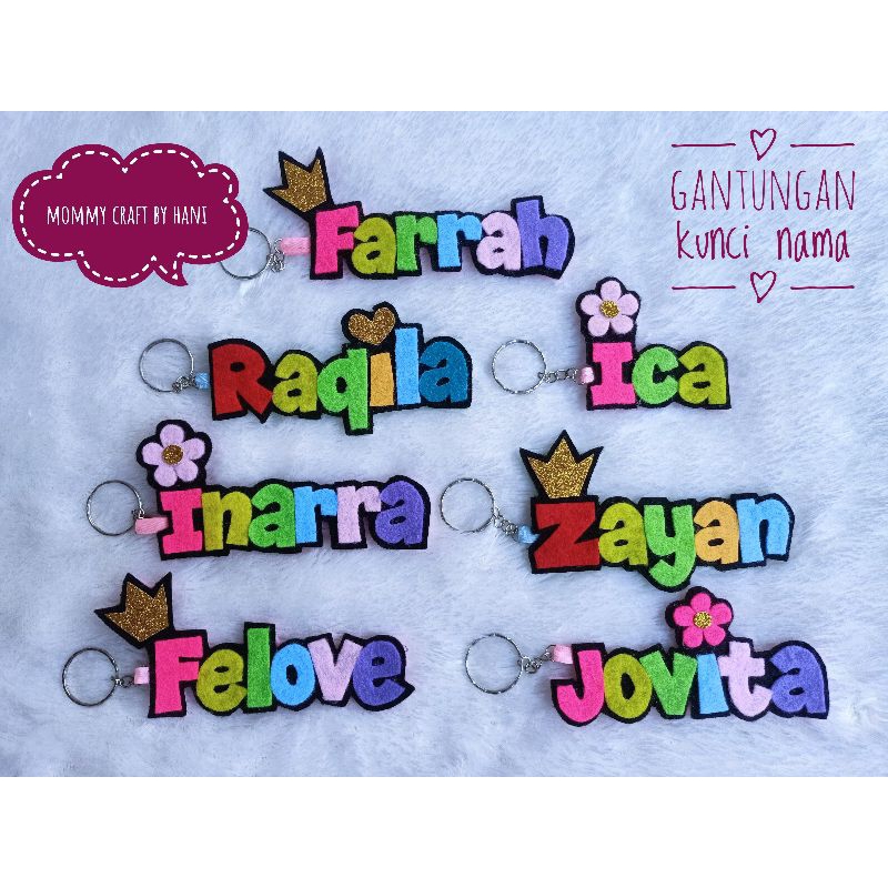 Gantungan kunci nama flanel