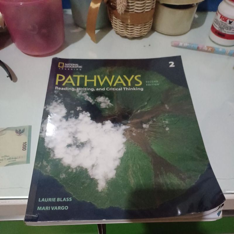 

Pathways Reading Writing and critical thinking second edition National geographic