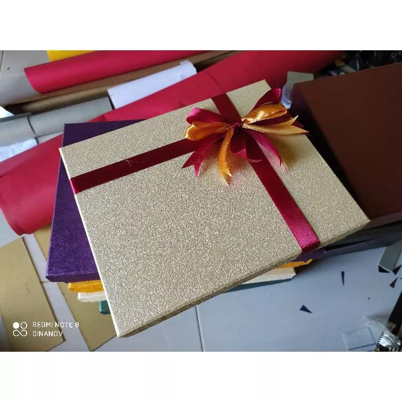 Keranjang rotan Hantaran Lamaran Hampers Tile