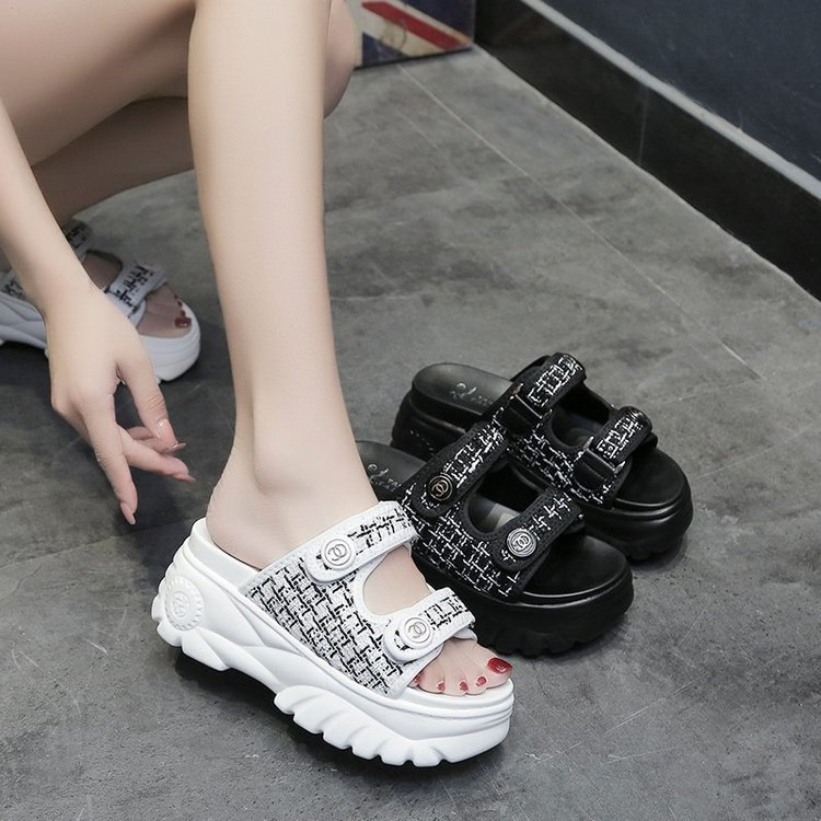 COD Sneakersdaily 699 Sandal Wedges Hak Tebal Slip On High Heels Wanita Premium