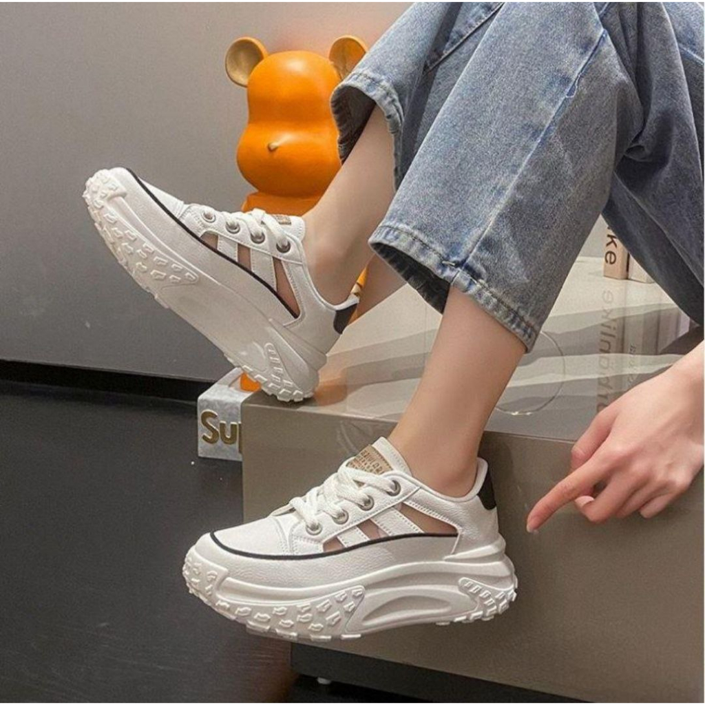 1517 Sepatu Wedges Wanita Fashion Import Holly Sneakers Bisa COD (With Box)