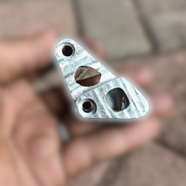 BREKET SELANG CAKRAM SILVER SHOK DEPAN DUDUKAN SELANG Rem CAKRAM Skok Depan CNC WARNA PUTIH
