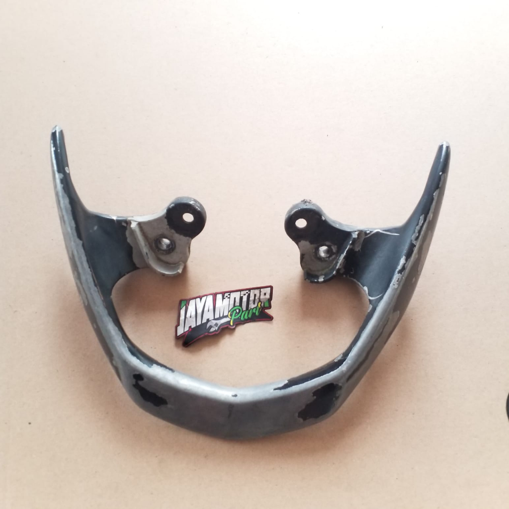BEGEL BEHEL PEGANGAN TANGAN BELAKANG SUZUKI SHOGUN 125 ROBOT SHOGUN FL RR ORIGINAL SECOND ORI COPOTA