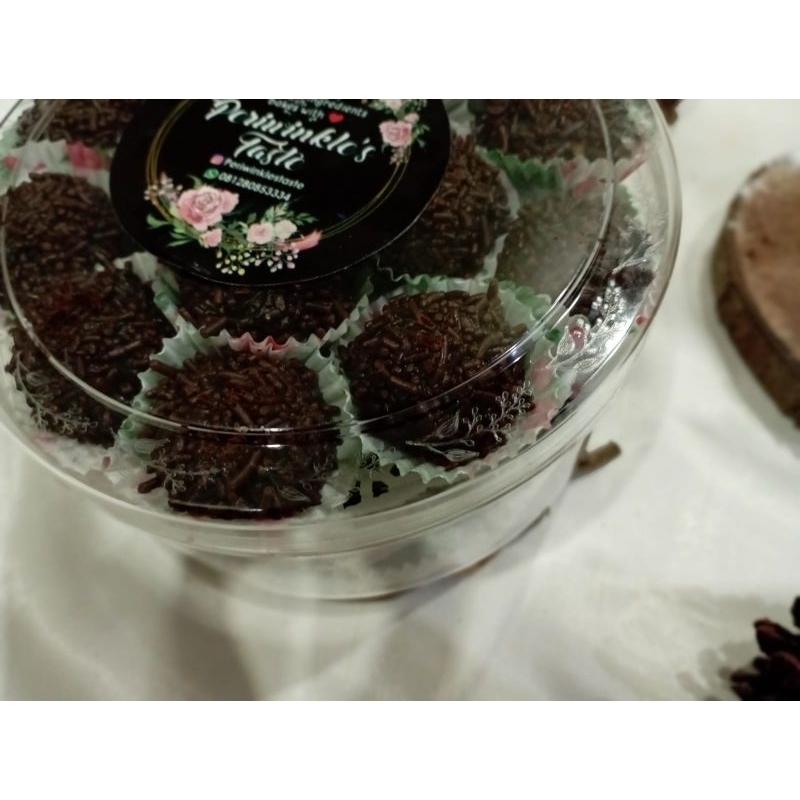 

Cookies rambutan periwingkle taste