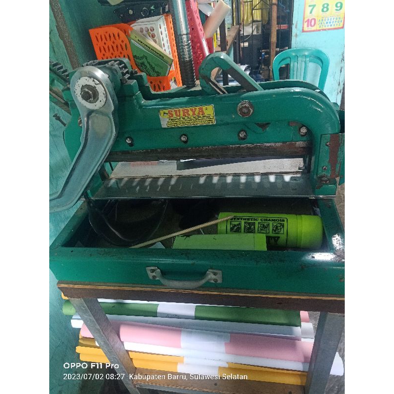 

mesin potong kertas 1 Rim