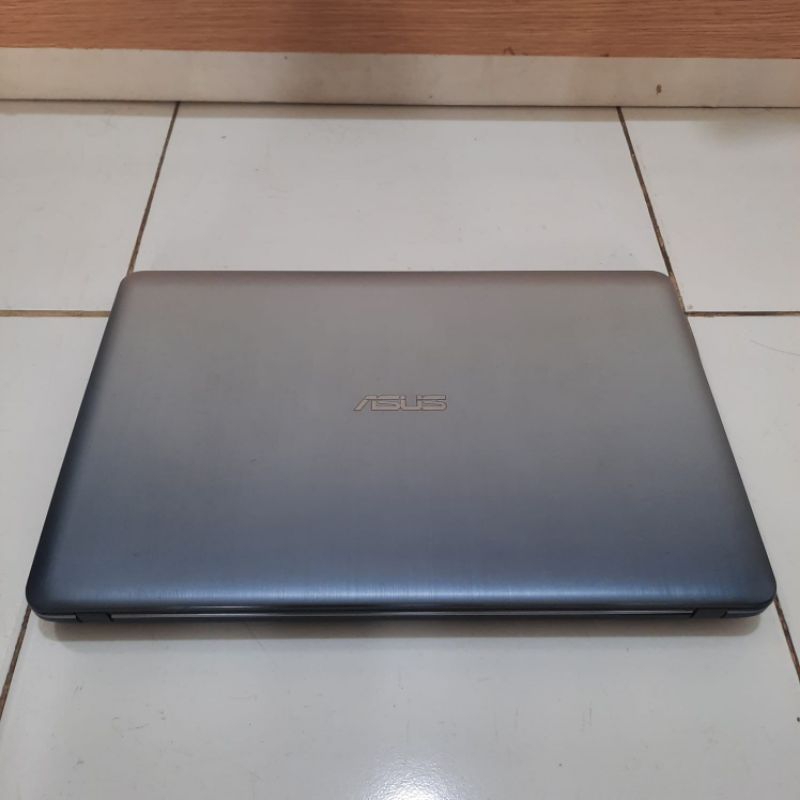 Laptop X541Sa Celeron N3060 Ram 4GB HDD 500GB Layar 15 inch windows 10 Siap pakai mulus