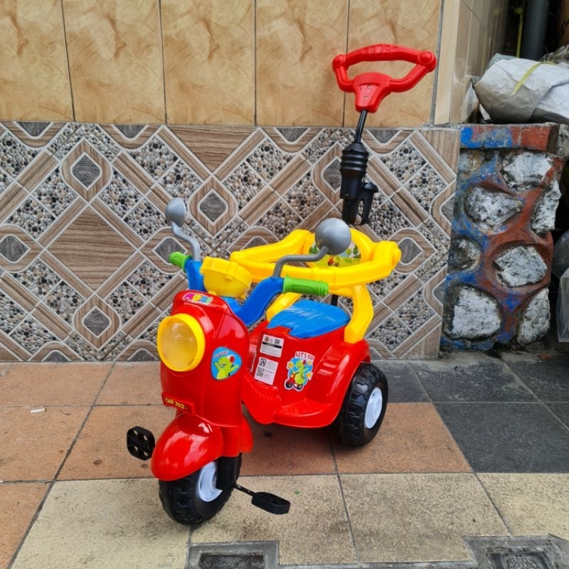 Tolocar PMB Vespa Scoopy Dorong Pengaman Anak Musik SHP-702 SHP 702