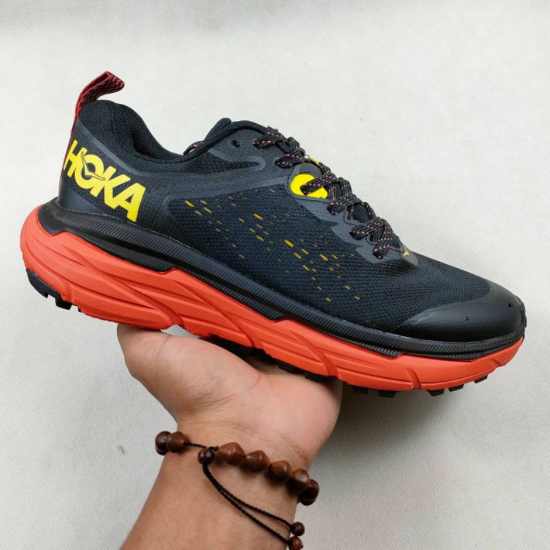 HOKA CHALLENGER ATR 6 BLACK RED