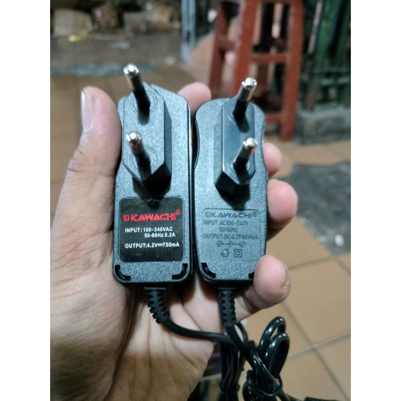 CHARGER/CAS KHUSUS SENTER KEPALA KAWACHI 70 WATT 900MAH