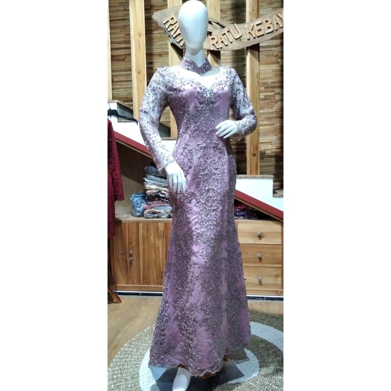Dress duyung Lilac slim. Gaun pengantin Lilac slim duyung