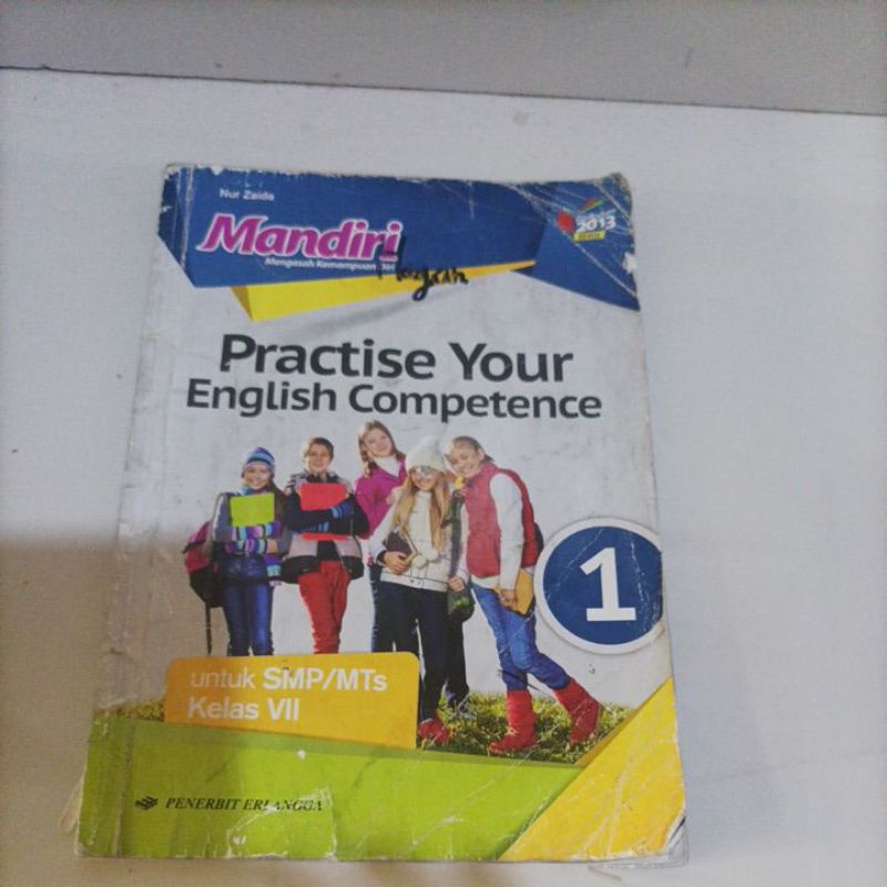 

buku bahasa Inggris kelas 7 SMP kelas 1 buku practice your English competence Mandiri penerbit Erlangga kurikulum 2013 revisi bekas halaman lengkap