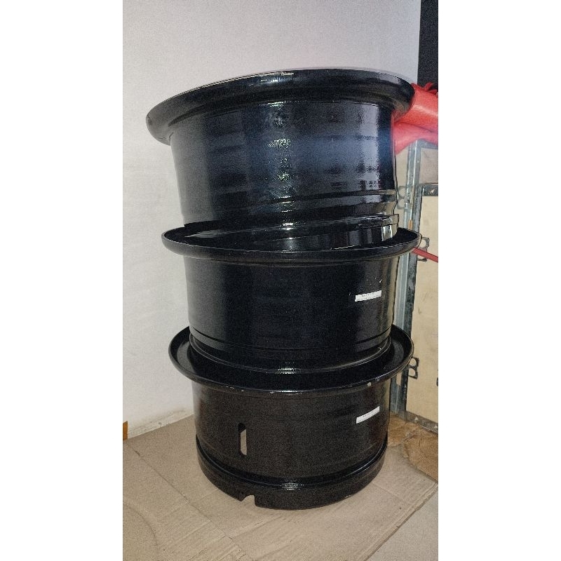 Velg 700-12 8 Hole Toyota 4 ton