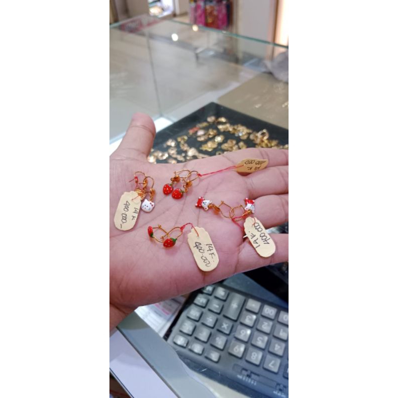 anting anak emas muda