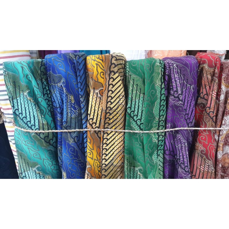 batik kain mega mendung